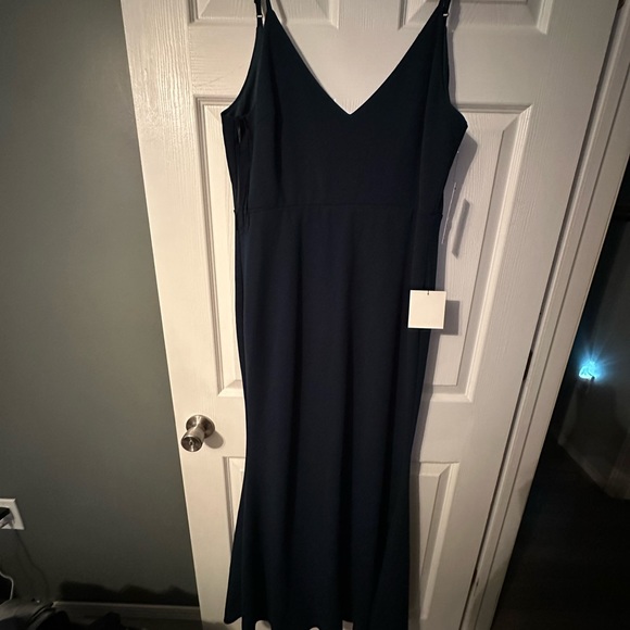 Lulu's mermaid dark green spaghetti strap long dress never worn - Picture 3 of 3